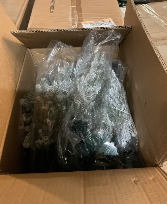 CASE PACK - Small Christmas Felt Trees - 16ct