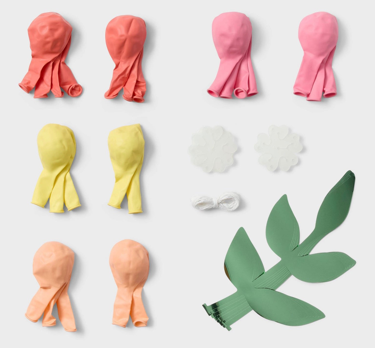 Spritz party decoration kits featuring balloon