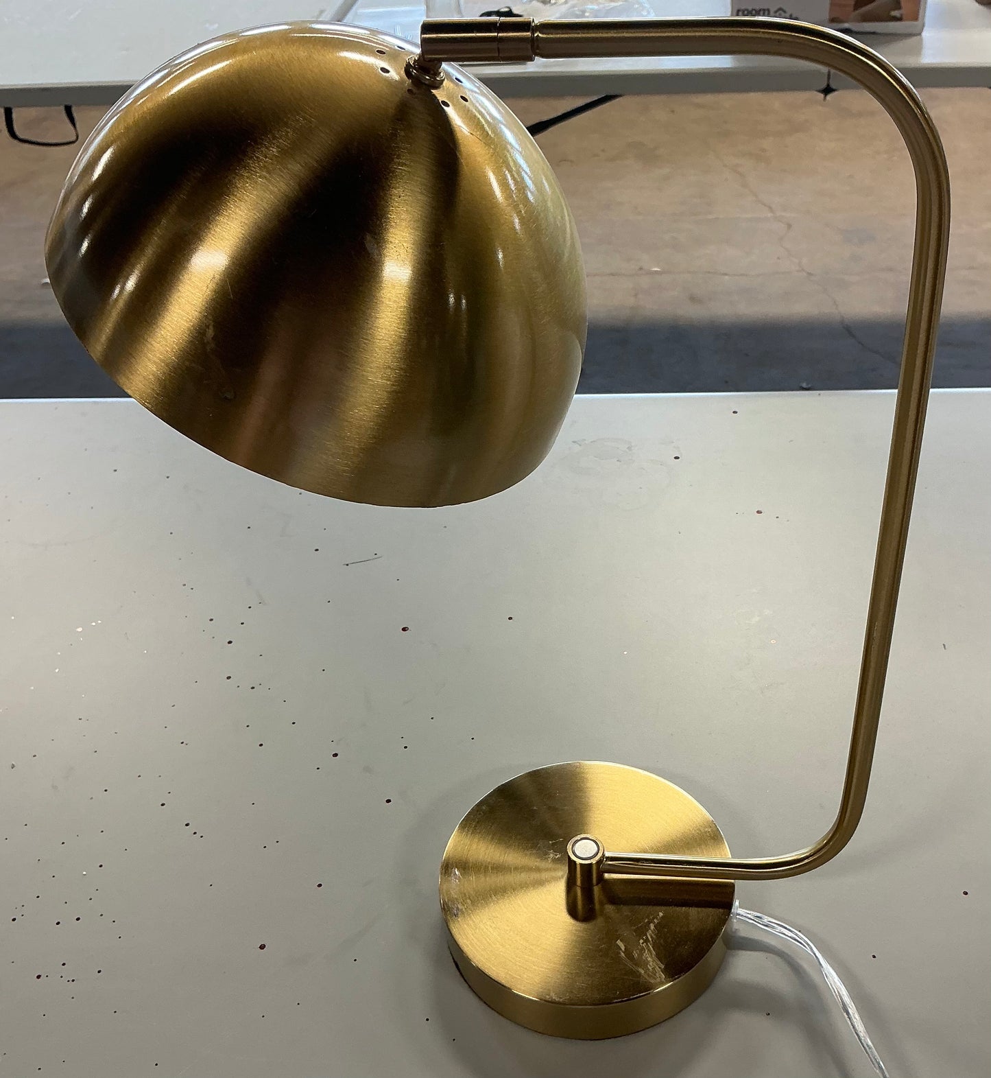 Glossy metal table lamp brass - COSMETIC FLAWS - PICK UP ONLY