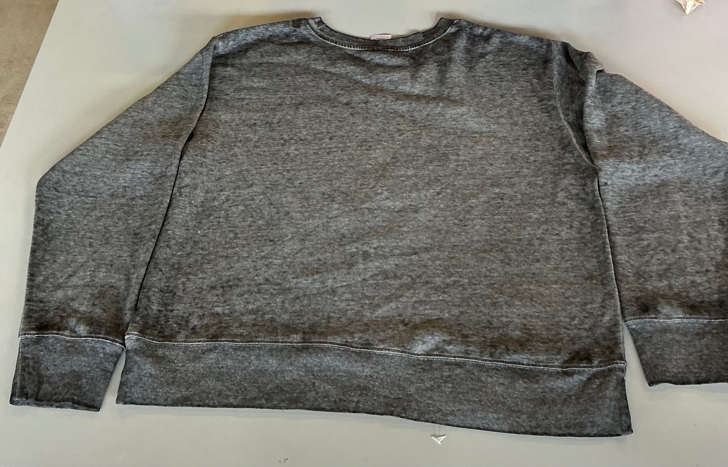 NBA Chicago Bulls women’s embossed crew neck fleece sweatshirt size L