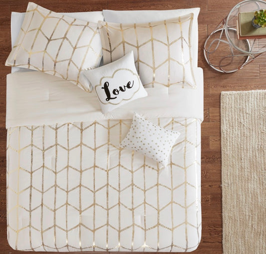 Intelligent Design Raina Metallic Printed Comforter Set in a King/Cal King size, featuring an ivory and gold color scheme