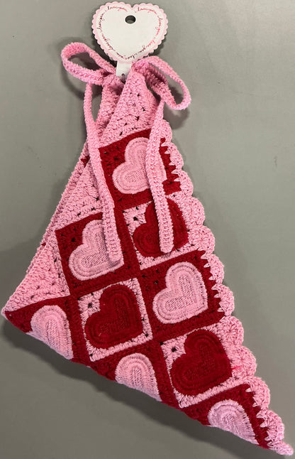 Knit Heart Headscarf in red and pink