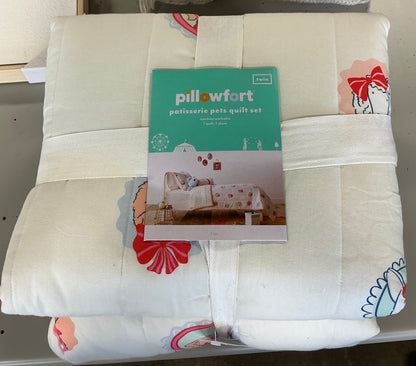 Patisserie pets twin size quilt set