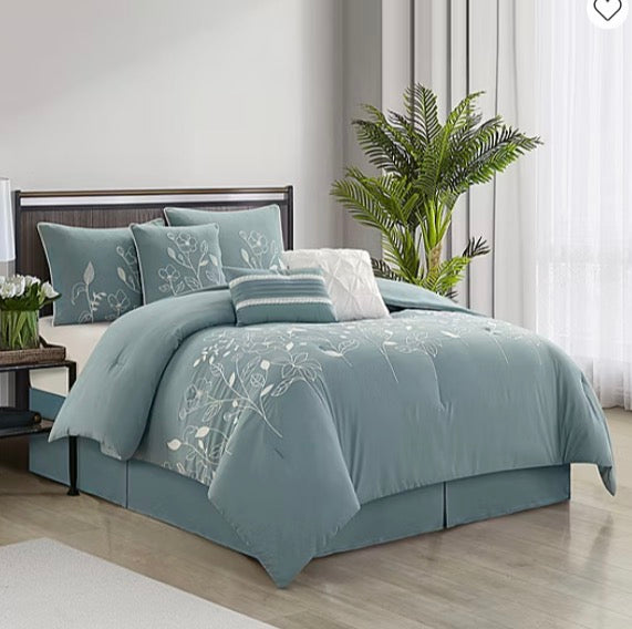 Stratford Park Mardi 7-pc. Floral Lightweight Comforter Set king