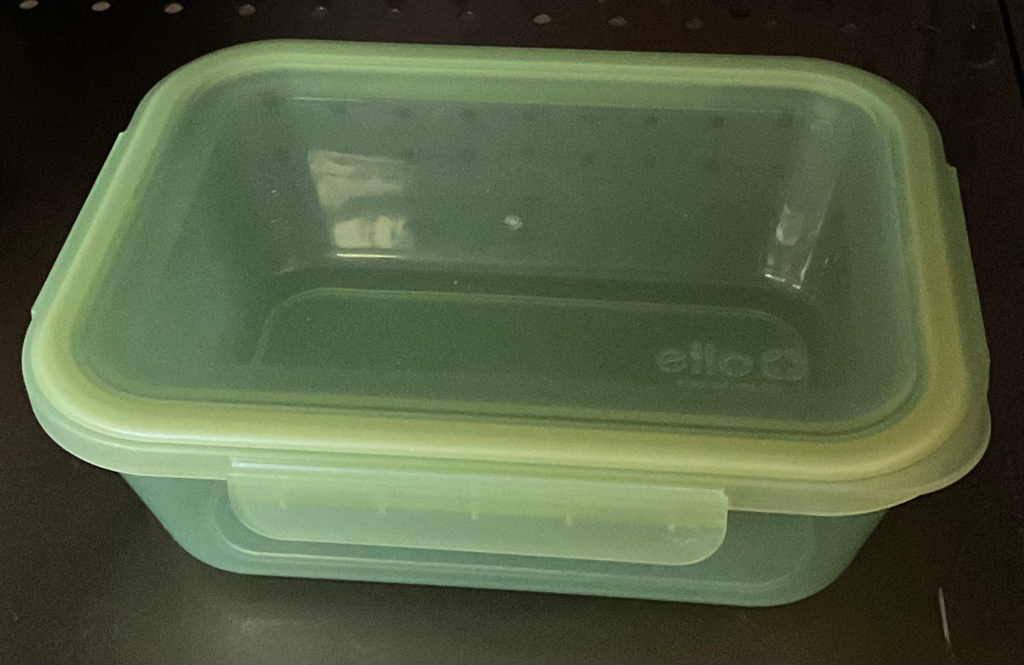 Ello Green Tupperware