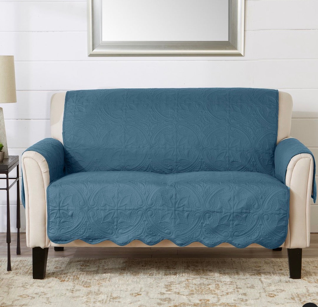 Reversible quilted loveseat furniture protector-75”x98”
