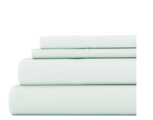 Casual Comfort™ Premium Ultra Soft Microfiber Wrinkle Free 3 Piece Sheet Set Twin XL