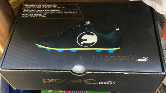 ProCat KIDS Size 13 Pitch Soccer Cleat Shoes (FINAL MARKDOWN • NO RETURNS)