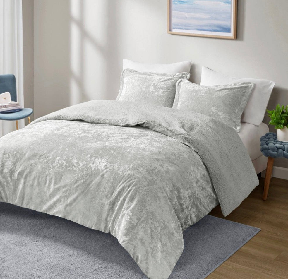 Intelligent Design 3 Pieces Comforter Set Full/Queen-Silver