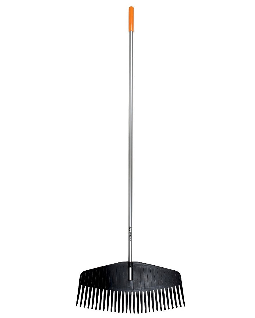 Fiskars 67” leaf rake - PICK UP ONLY