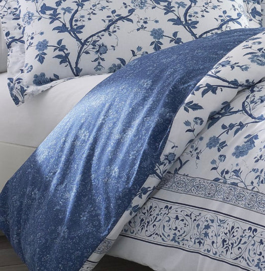 Laura Ashley Charlotte Floral Reversible Duvet Cover Set 3 Pieces Full/Queen-Blue