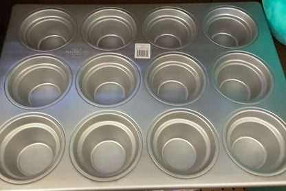 (Clearance)3.5” Large Crown Muffin Pan