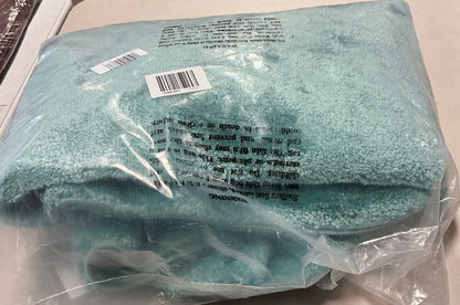 Traditional 5-Pieces Bath Rug Set-sea foam-(17-inch x 24-inch bath rug, 21-inch x 34-inch bath rug, 21-inch x 24-inch toilet contour, 22-inch x 60-inch bath runner rug, and a 17-inch x 14-inch universal toilet lid cover)