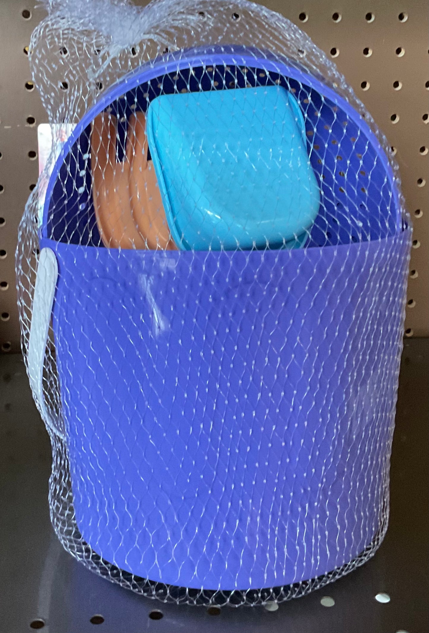 Beach Play Set Bucket (Color Variation)