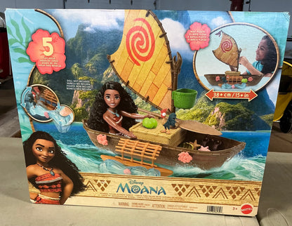 Disney Moana Moana’s ocean voyager canoe - OPEN/DAMAGED BOX