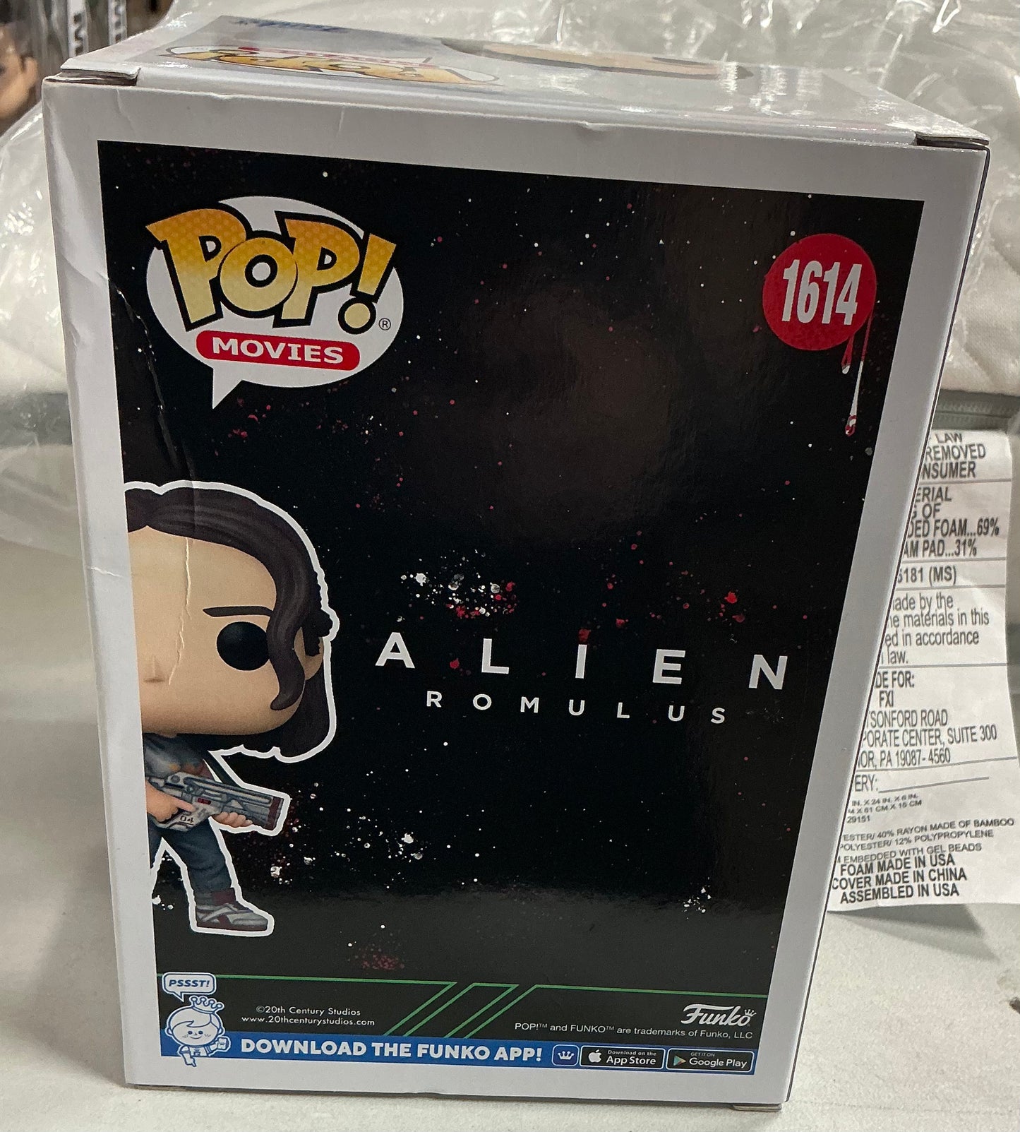 Alien Romulus Rain Funko Pop - MINOR PACKAGE FLAWS - PRODUCT IS NEW
