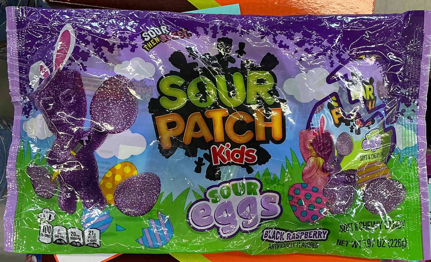 SOUR PATCH KIDS Sour Eggs Soft & Chewy Easter Candy, 18 Snack Packs