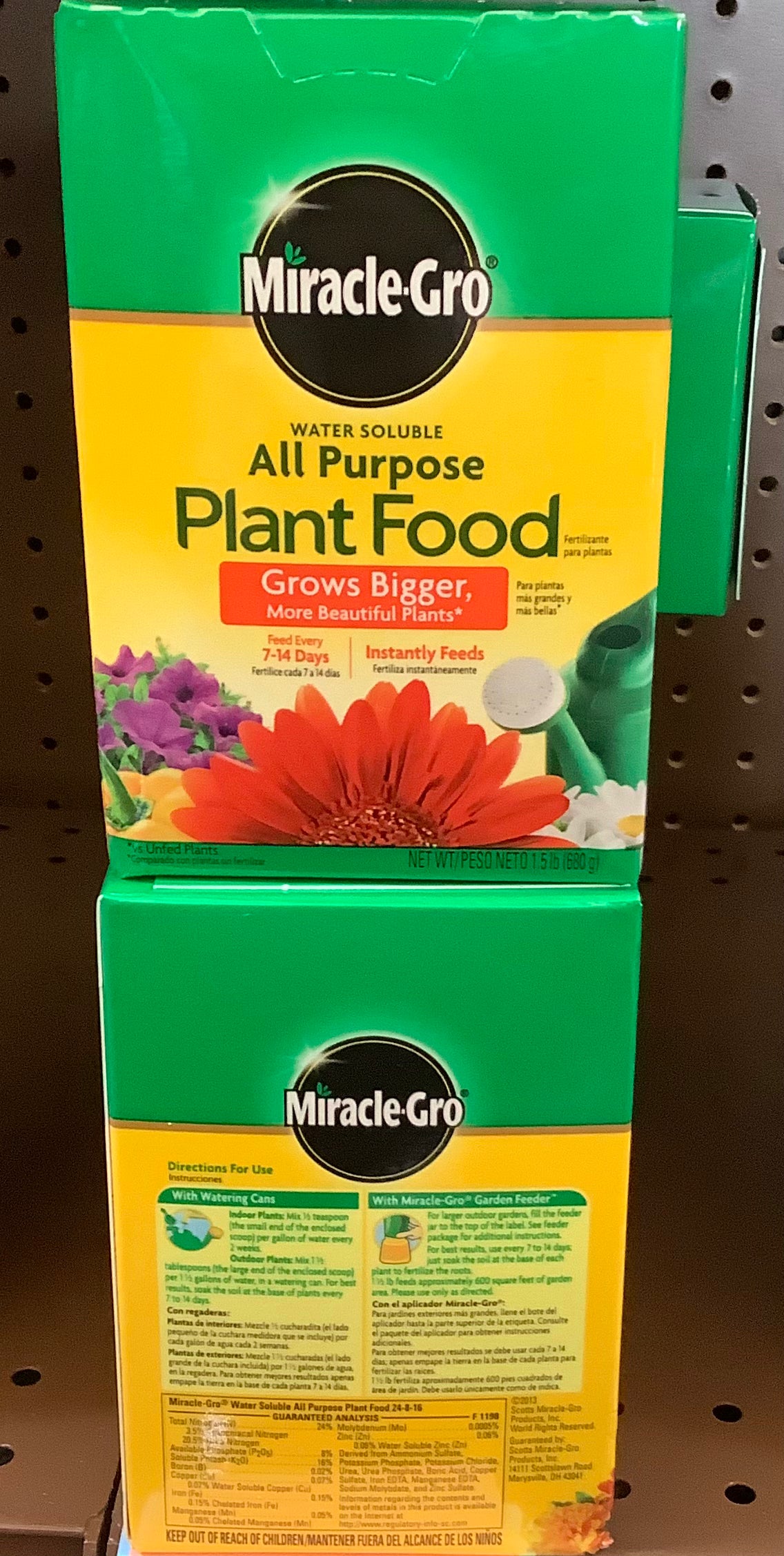Miracle-Gro Water Soluble All Purpose Plant Food 1.5lb:
Nutrient-Rich Formula for Healthy Growth, Fast Release