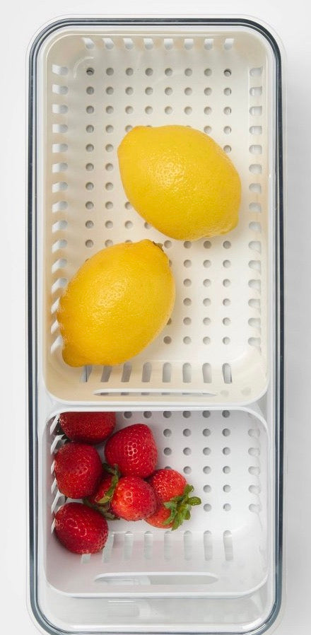 Lidded fridge storage with 2 internal inserts