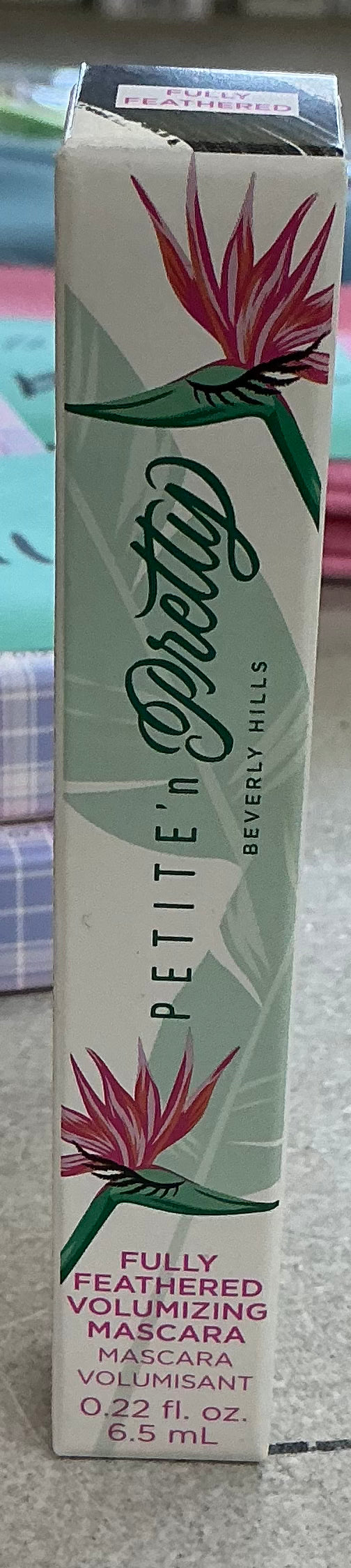 Petite 'n Pretty Fully Feathered Volumizing Mascara