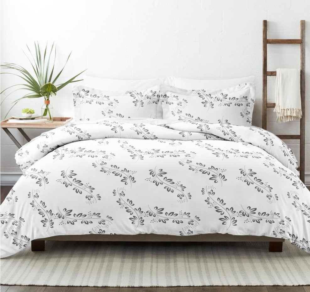 Casual Comfort Floral Dream Patterned 4 Pieces duvet cover Set Full/Queen-Gray/White