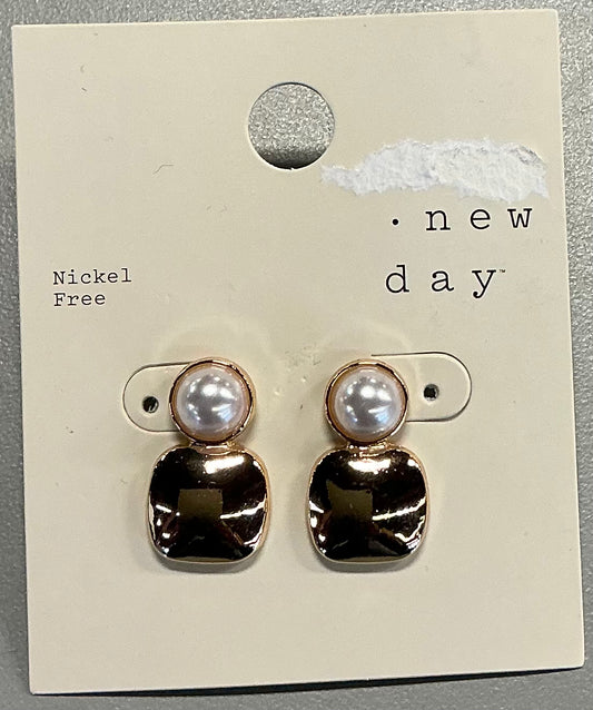 Gold-toned pearl and square drop earrings