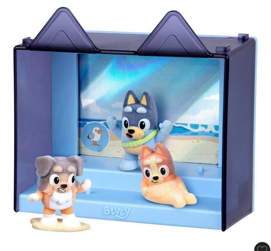 Bluey fuzzies episode pack the beach display case and figures