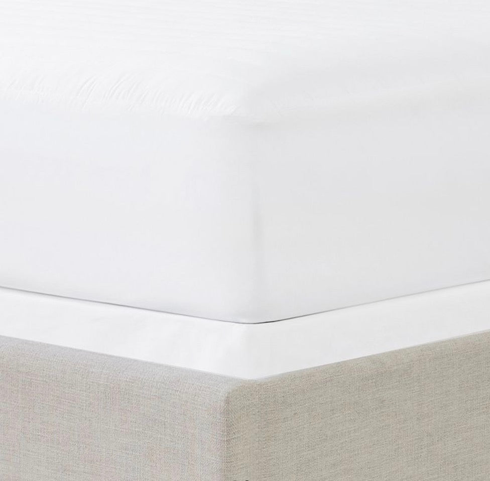 iEnjoy Home white queen-sized quilted waterproof mattress protector