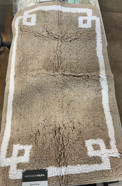 Madison Park Evan Tufted Cotton Bath Rug in the 24" x 40" size