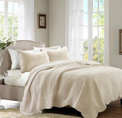 Madison Park Marino 3 Pieces Reversible Scalloped Edge Quilt Set Full/Queen-Ivory
