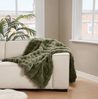 Brooklyn Loom Bubble Faux Fur Throw blanket green-50” x 70”