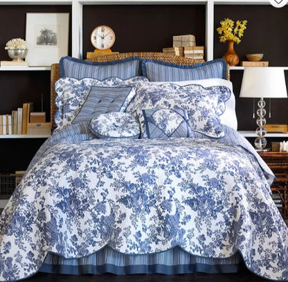 Toile Garden Quilt reversible bedspread King