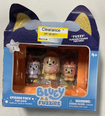 Bluey fuzzies episode pack the sign display case and figures