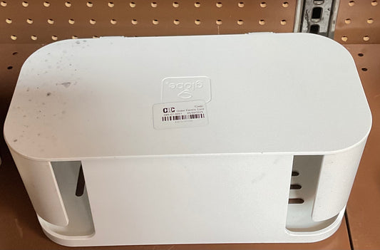 THRIFTY 70- Globe Electric Cord Management Box White: Cable Organizer
& Cord Hider, 5" H x 10.94" D x 5.77" W (AS IS)