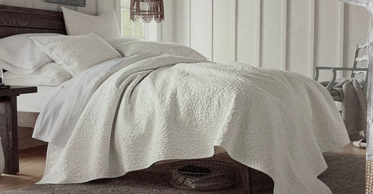 Linden Street brand Addison Quilt in King size made from 100% cotton