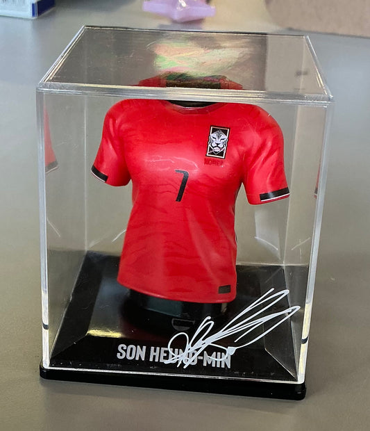 My jersey legends of soccer Son Heung-Min - AS IS - CRACKED CASE