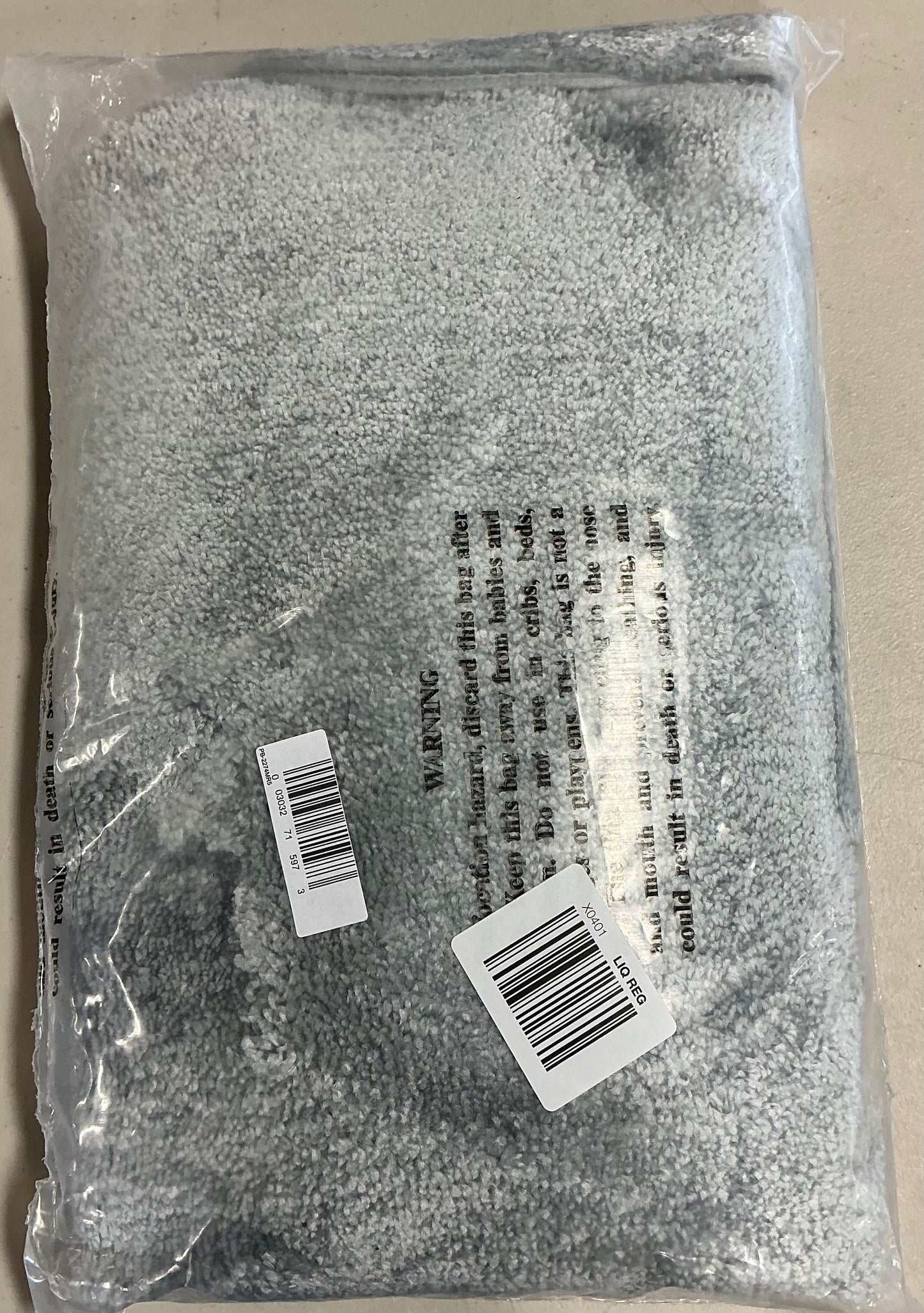 3 Pieces Traditional Bath Rug Set- 21”x34”bath mat,21”x24” toilet contour and a 17”x14”universal toilet lid designed to fit most toilet lids-Color(Platinum Gray)