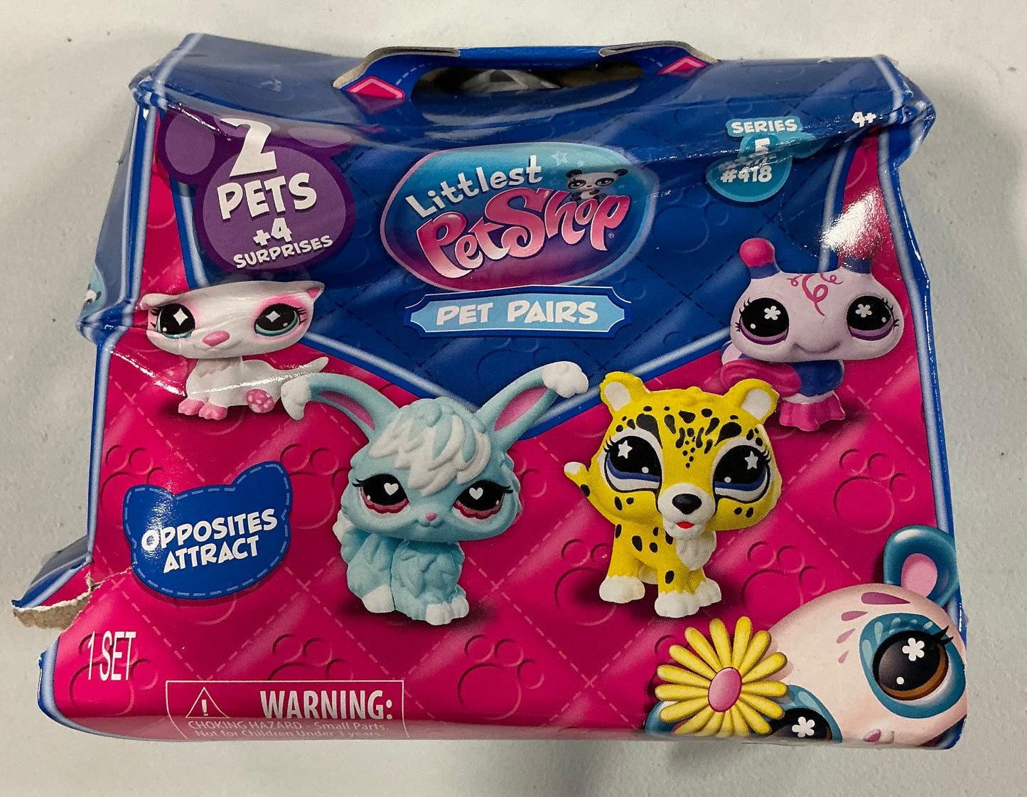 Littlest pet shop pet pairs series 5 - DAMAGED PACKAGE - PRODUCT IS NEW