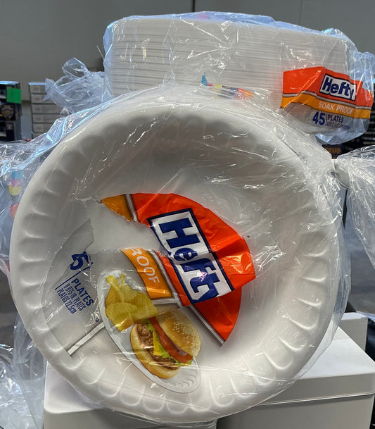 Hefty Everyday 8.875-inch foam plates in a 45-count pack