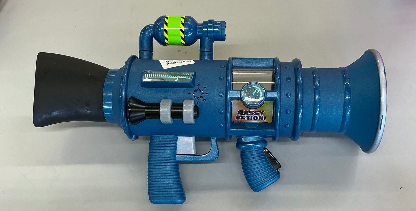 Despicable me 4 extreme ultimate fart blaster - AS IS - OPEN BOX - MISSING FART FORMULAS