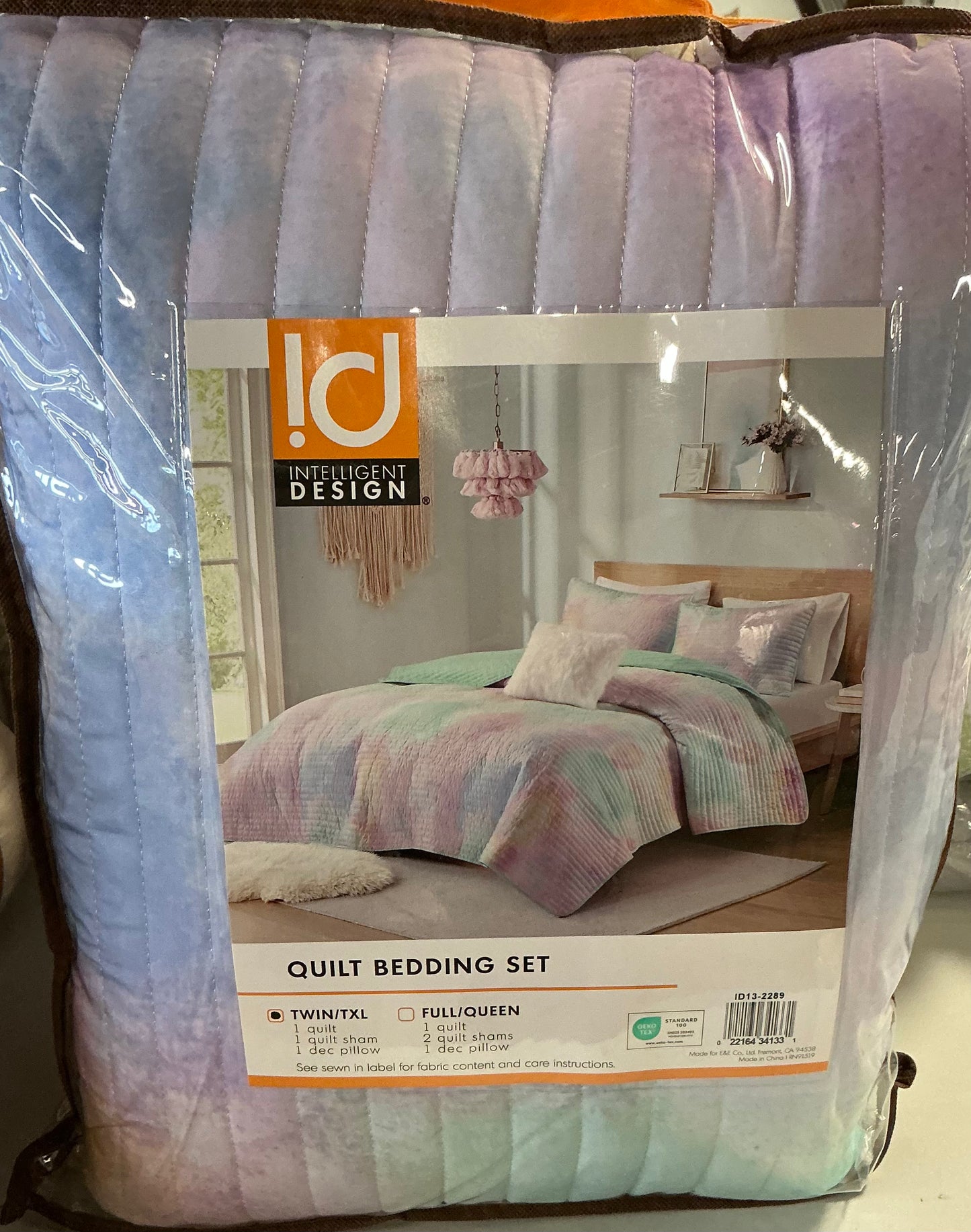 Intelligent Design Karissa Tie Dye Hypoallergenic 3 Pieces Quilt Set Twin/Twin XL-Included(1 Quilt, 1 Quilt Sham and 1 Decorative Pillow)