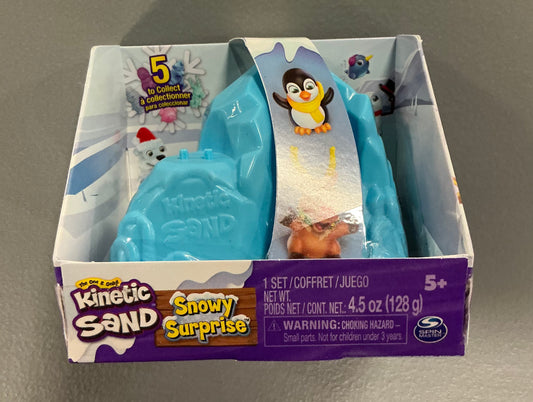 Kinetic Sand Snowy Surprise Playset