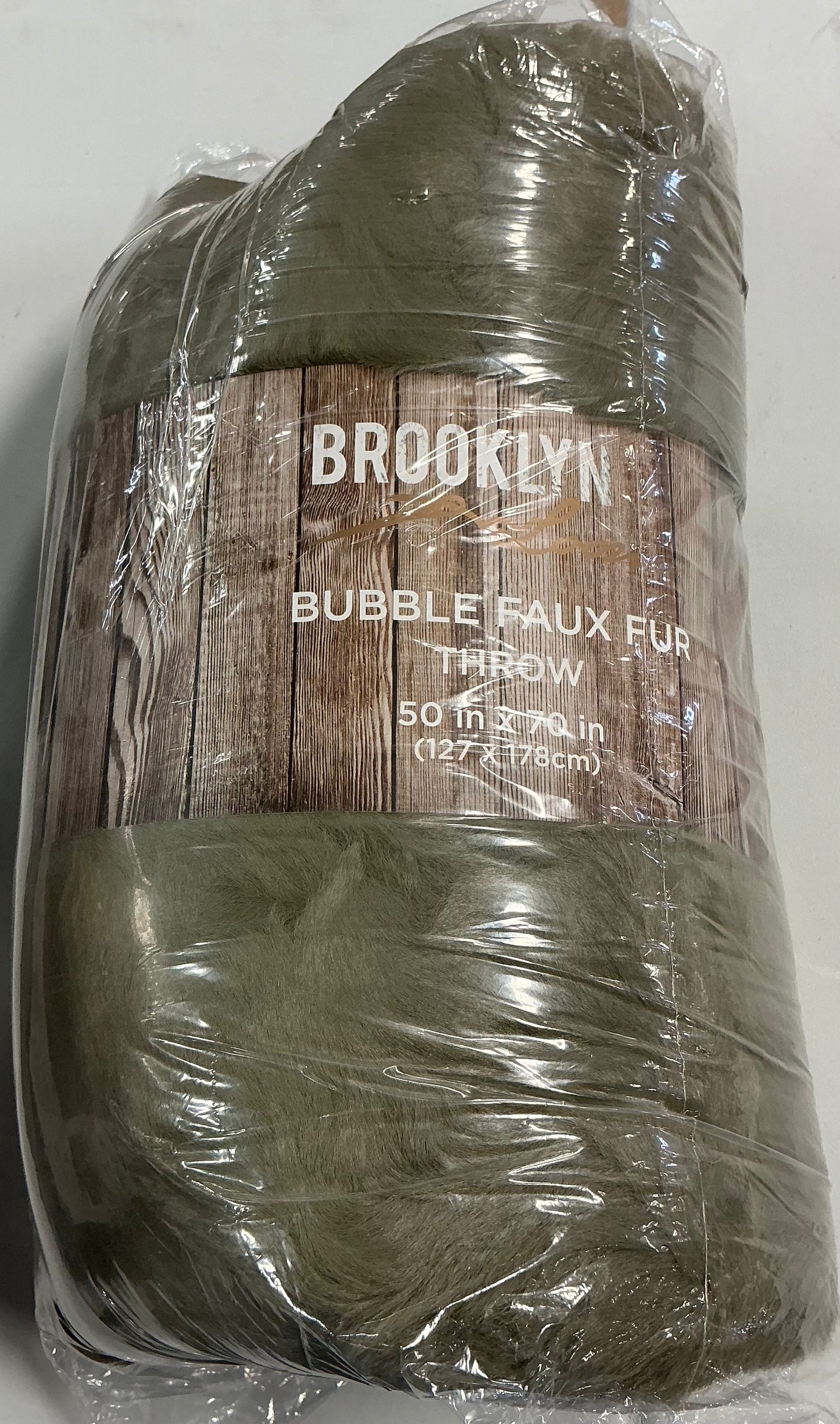 Brooklyn Loom Bubble Faux Fur Throw blanket green-50” x 70”