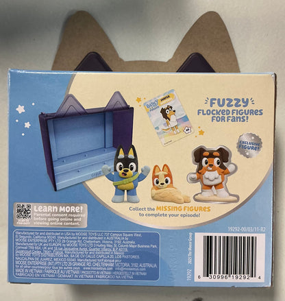Bluey fuzzies episode pack the beach display case and figures