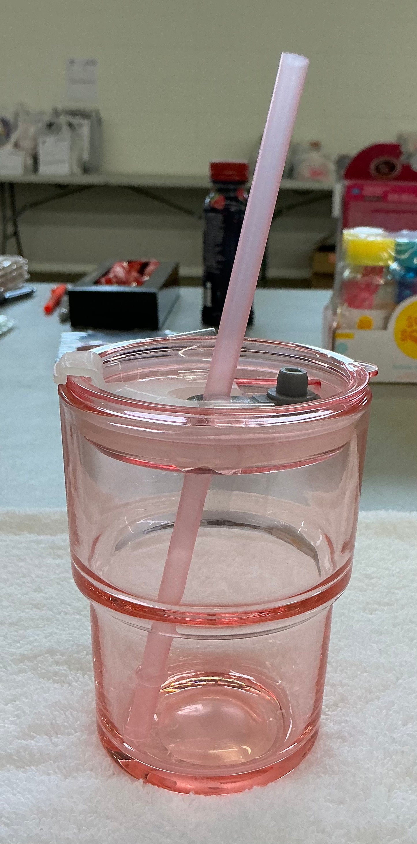 Glass cup with straw 12.17 fl oz