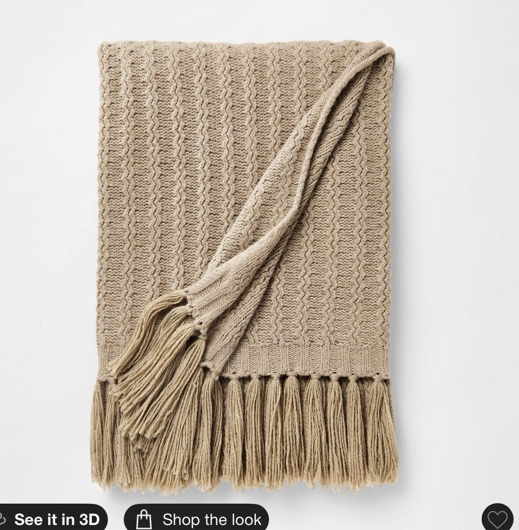 Knit throw blanket beige