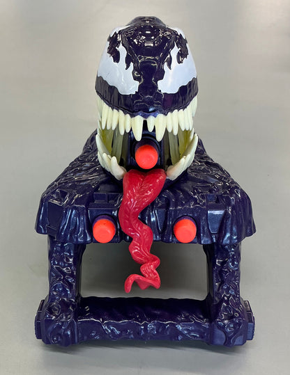 Marvel Spider-man Venom vs Marvel’s Venom strike blaster - OUT OF BOX