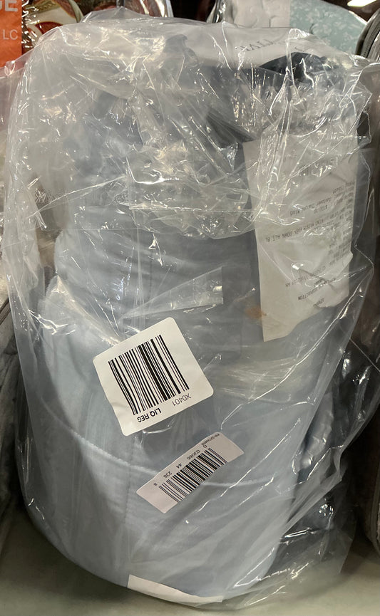 Madison Park Windom blue microfiber blanket with satin trim size king