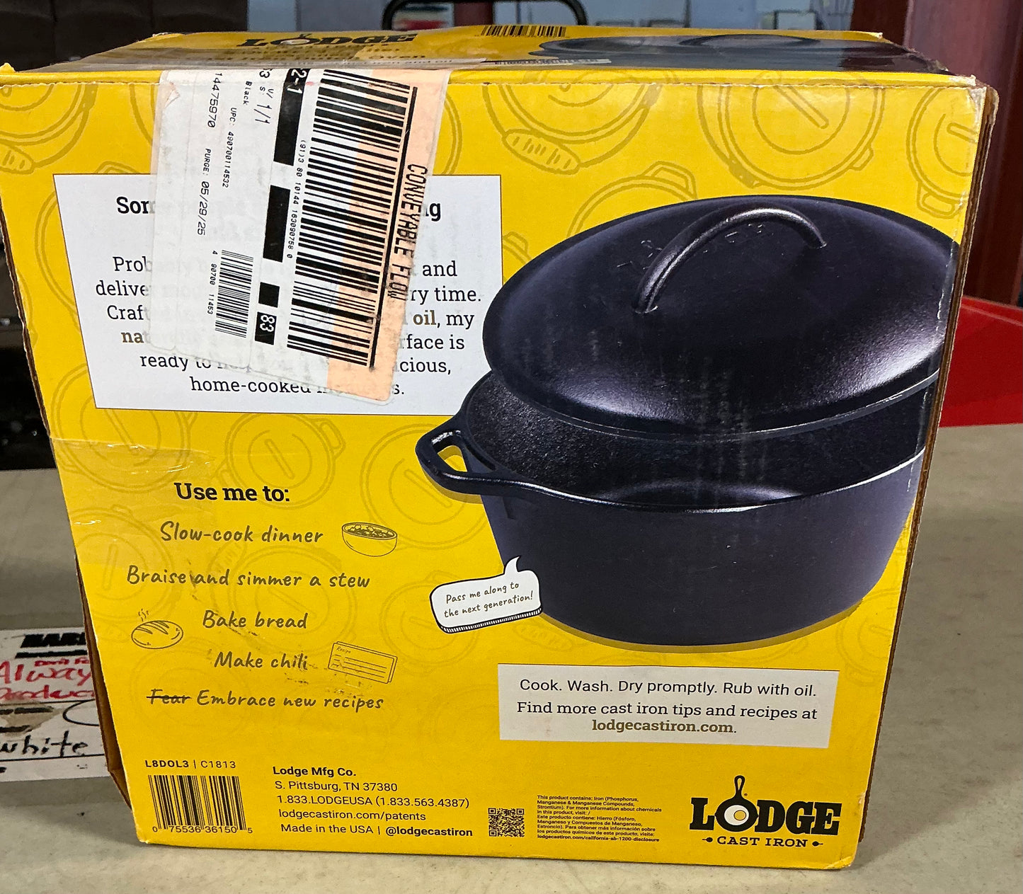 Lodge cast iron Dutch oven - OPEN/DAMAGED BOX - SOME COSMETIC FLAWS - PICK UP ONLY