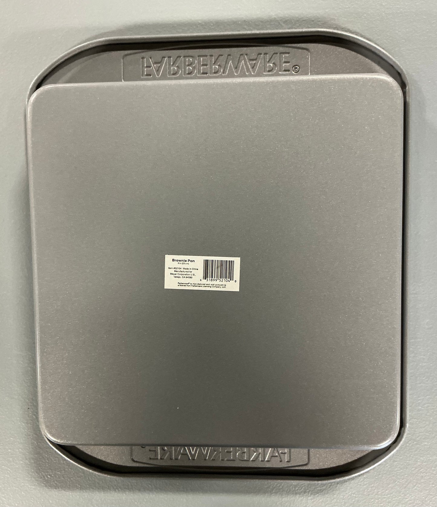 Faberware Bakeware 9” Cake Pan